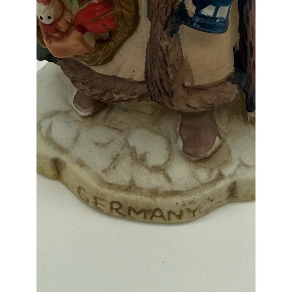 Santa's of the Nations 1991 Germany Porcelain Figurine SANTA CLAUS Vintage‎ 8902